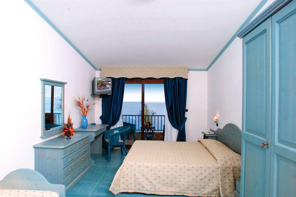 Baia Tropea Resort Parghelia Bagian luar foto