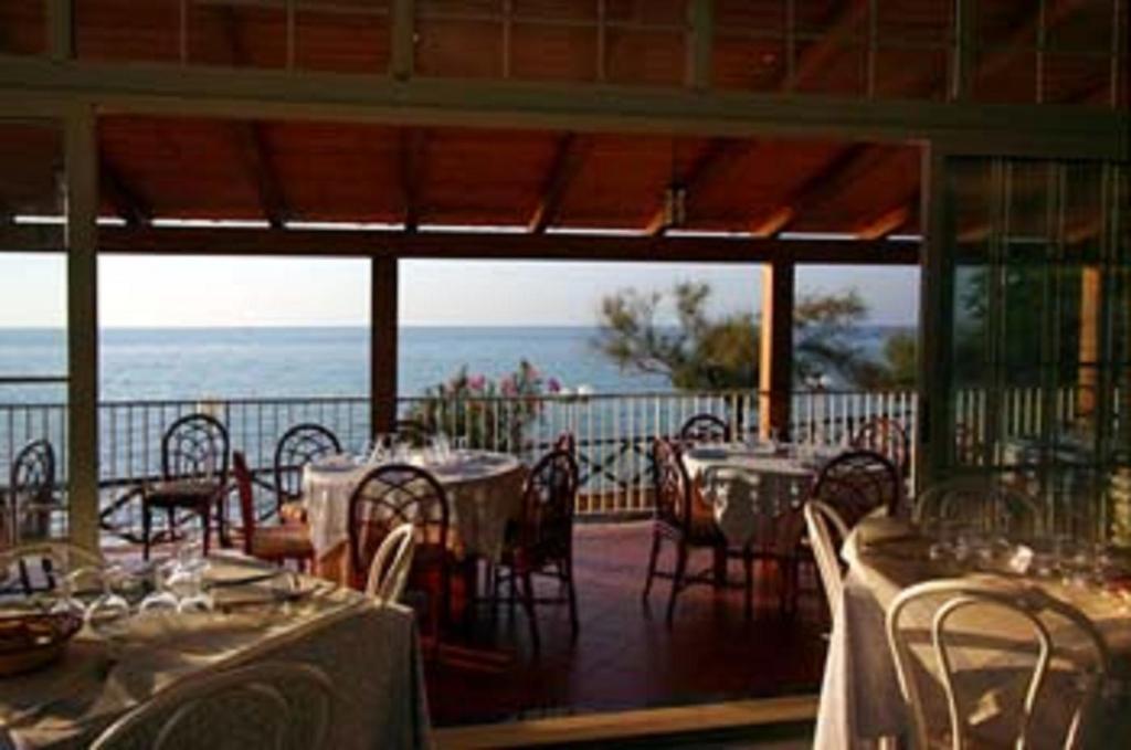 Baia Tropea Resort Parghelia Bagian luar foto