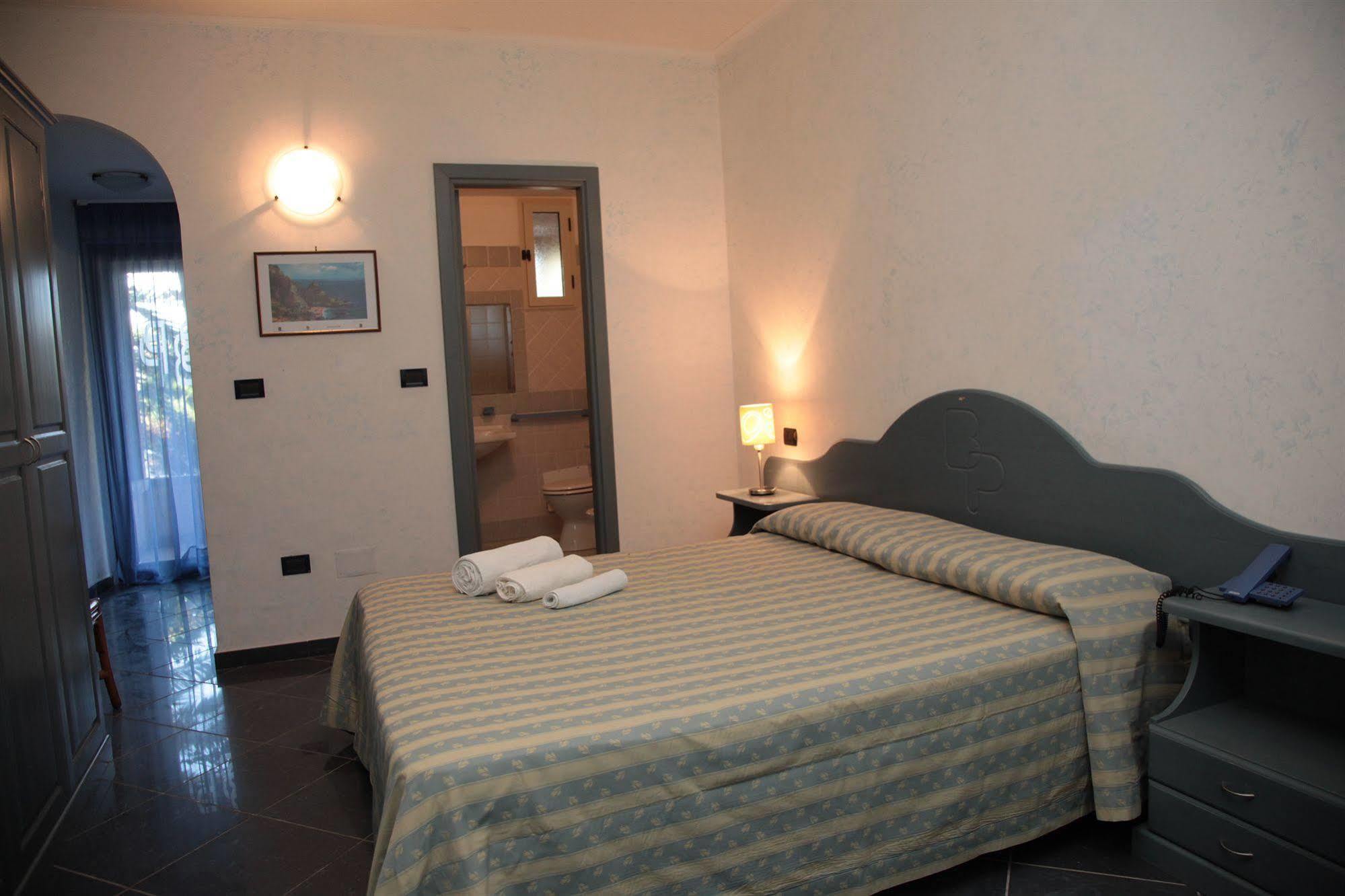 Baia Tropea Resort Parghelia Bagian luar foto